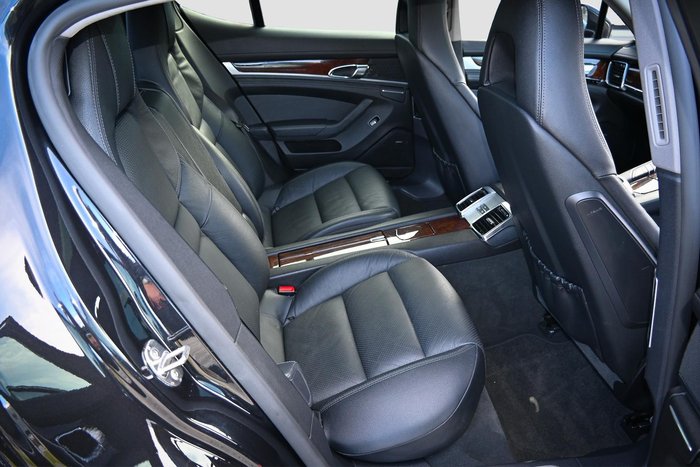 2010 Porsche Panamera 4S