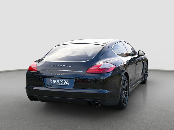 2010 Porsche Panamera 4S