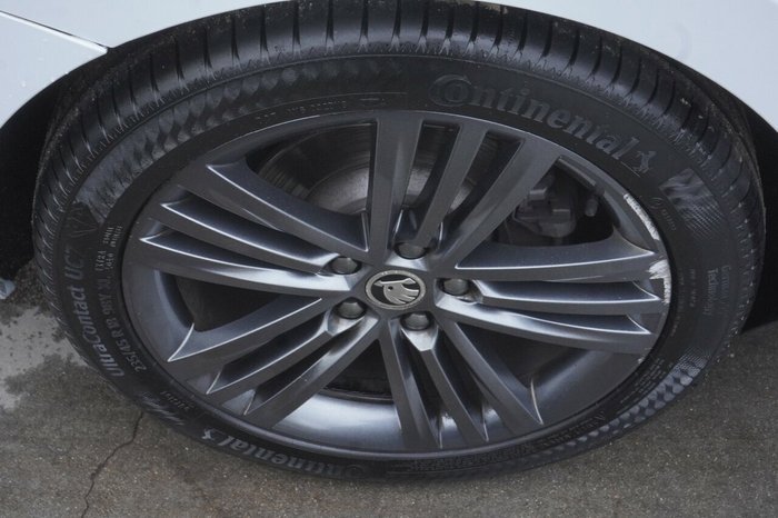 2021 SKODA Superb 162TSI Style