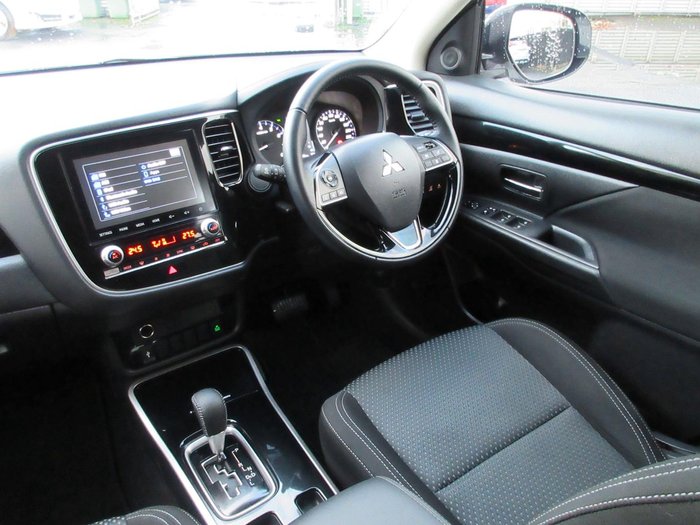2021 Mitsubishi Outlander ES