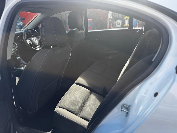 2014 Holden Commodore Evoke VF MY14 Heron White