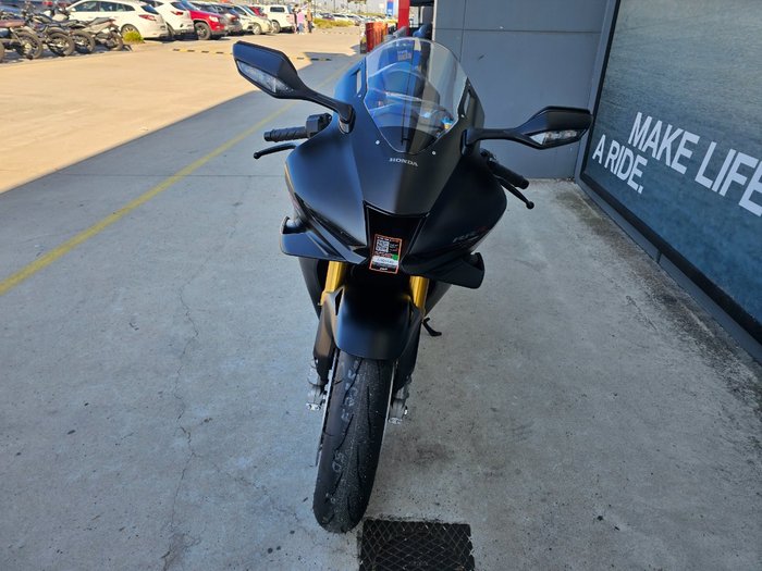 2024 Honda CBR1000RR-R SP (FIREBLADE) ABS Black