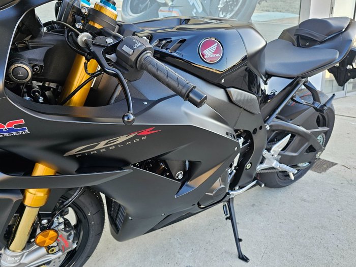 2024 Honda CBR1000RR-R SP (FIREBLADE) ABS Black