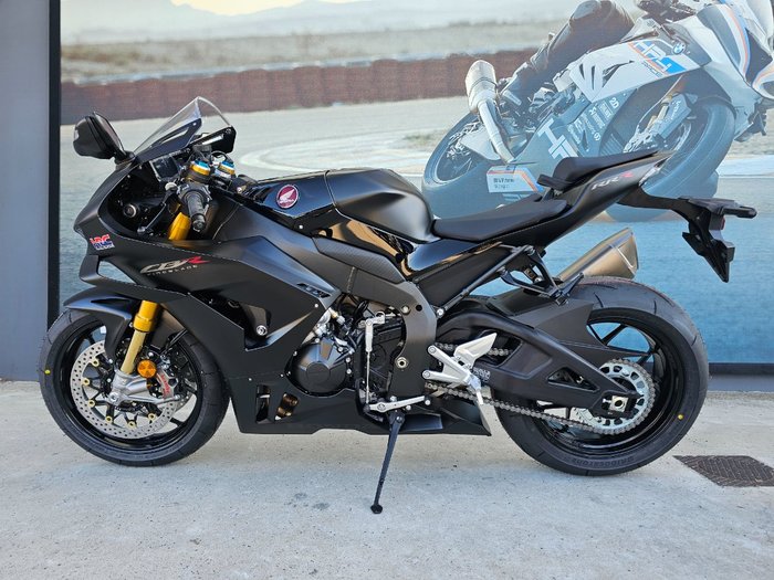 2024 Honda CBR1000RR-R SP (FIREBLADE) ABS Black