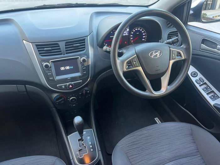 2016 Hyundai Accent Active