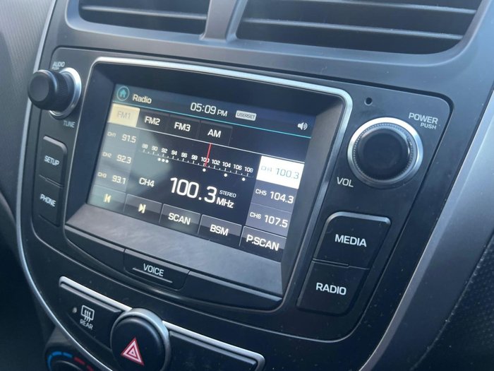 2016 Hyundai Accent Active