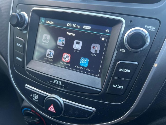 2016 Hyundai Accent Active