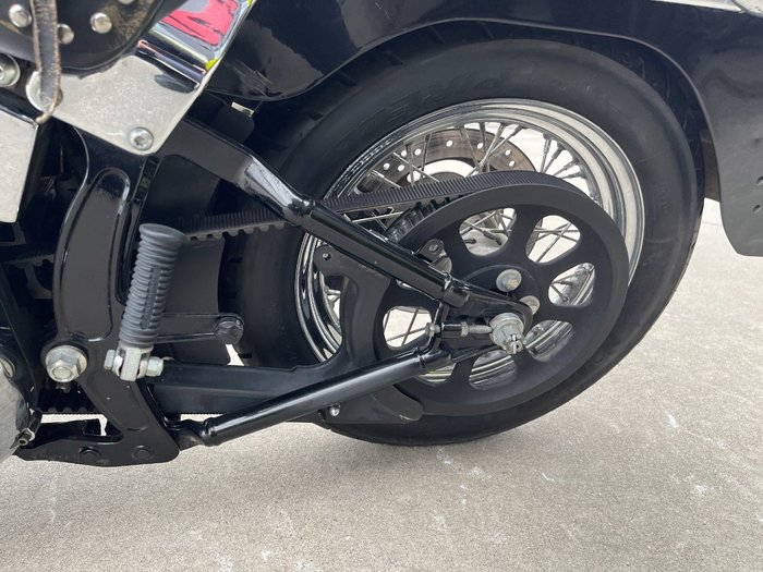 2005 HARLEY-DAVIDSON FLSTC HERITAGE SOFTAIL CLASSIC Black