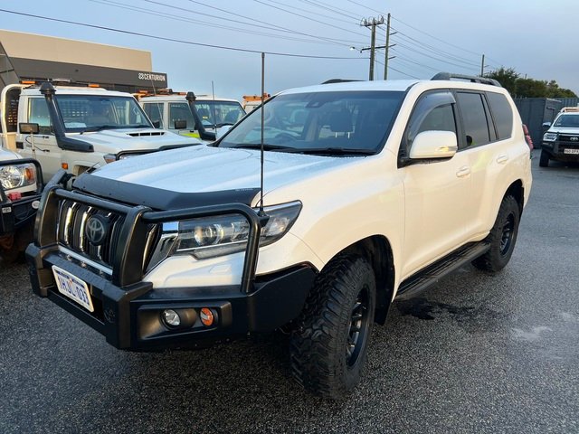 2021 Toyota Prado