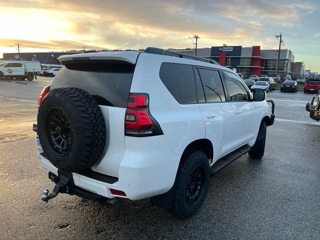 2021 Toyota Prado