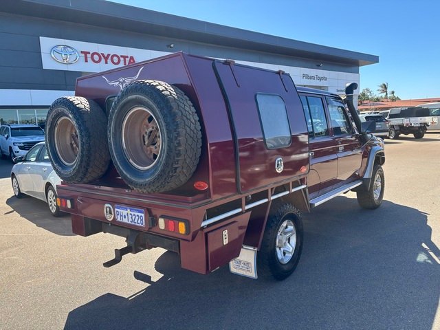 2013 TOYOTA LANDCRUISER