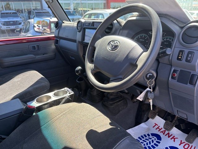 2013 TOYOTA LANDCRUISER