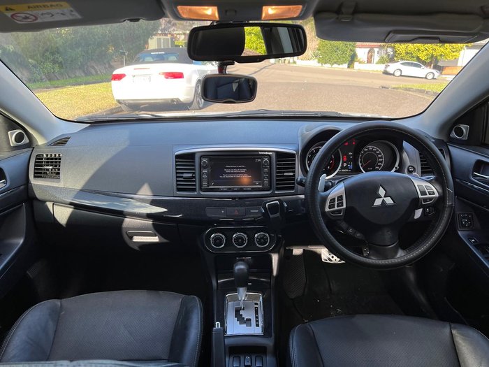 2014 Mitsubishi Lancer XLS