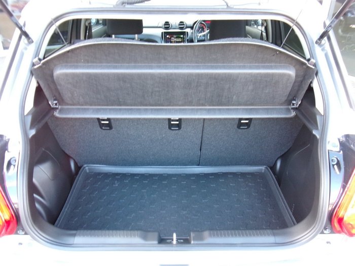 2024 Suzuki Swift GL Shadow
