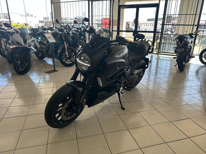 2013 Ducati Diavel Diavel Black
