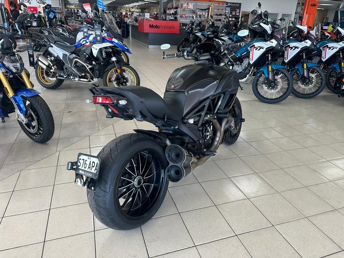 2013 Ducati Diavel Diavel Black