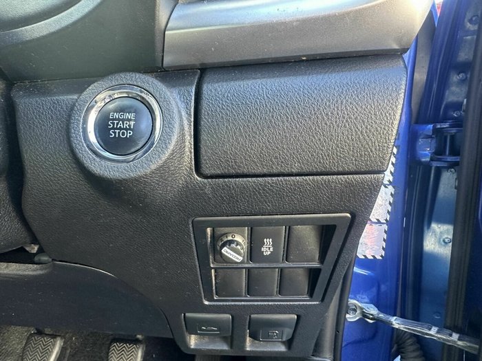 2015 Toyota Hilux SR5