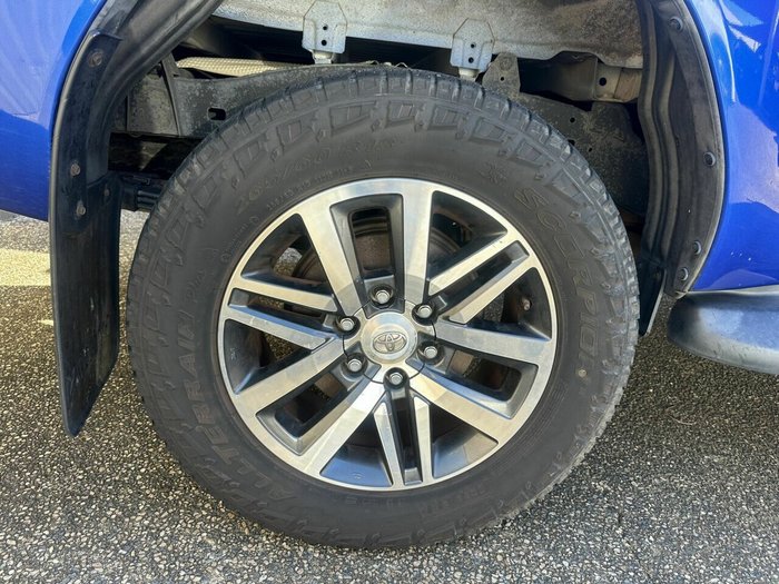 2015 Toyota Hilux SR5