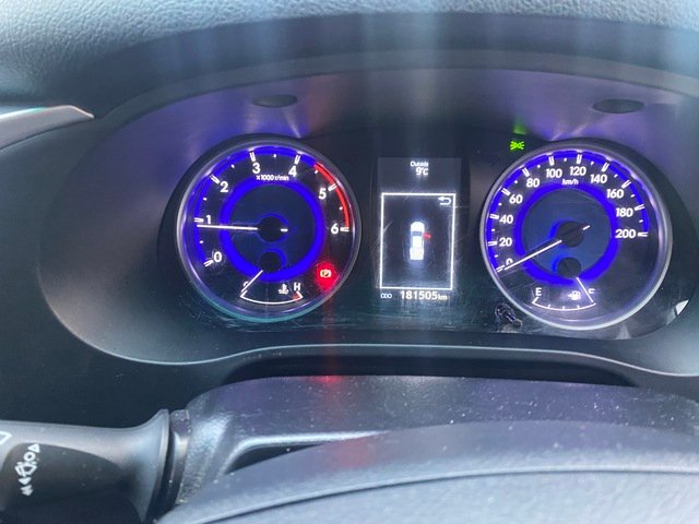 2015 Toyota HiLux SR5