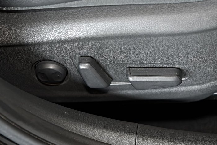 2018 Hyundai Kona Highlander OS MY18 Phantom Black