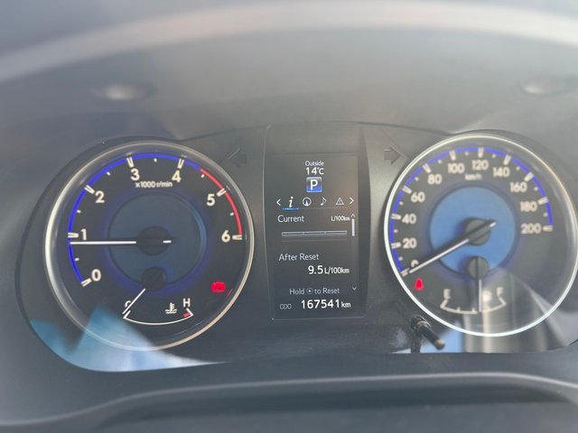 2018 TOYOTA HILUX