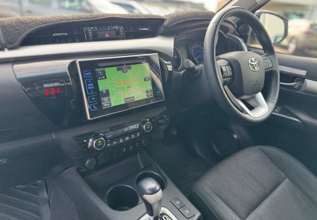 2018 TOYOTA HILUX