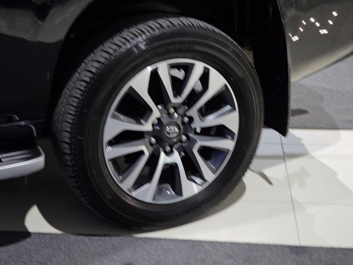2021 Toyota Landcruiser Prado VX