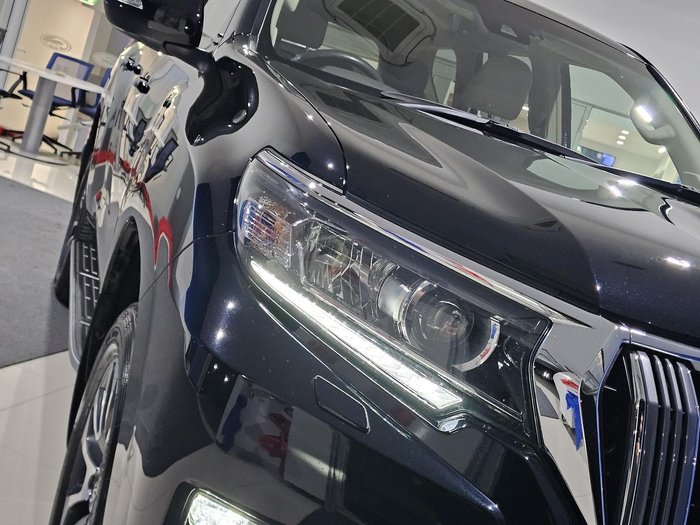 2021 Toyota Landcruiser Prado VX