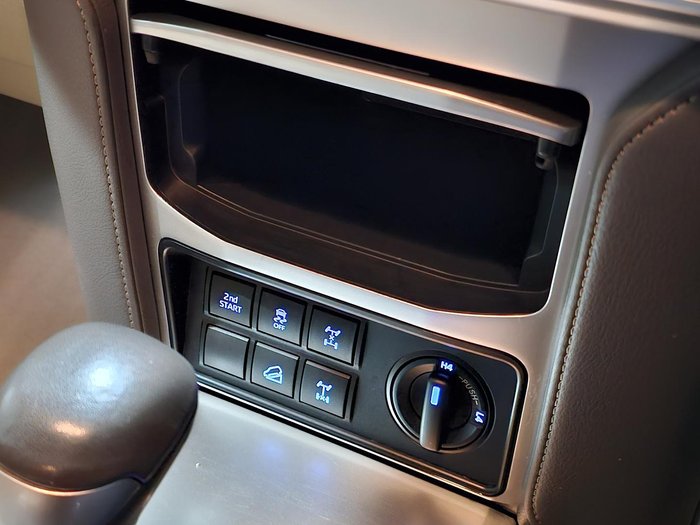 2021 Toyota Landcruiser Prado VX