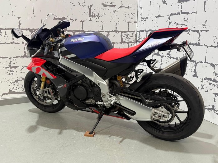 2021 Aprilia RSV4 1100 Factory RSV4