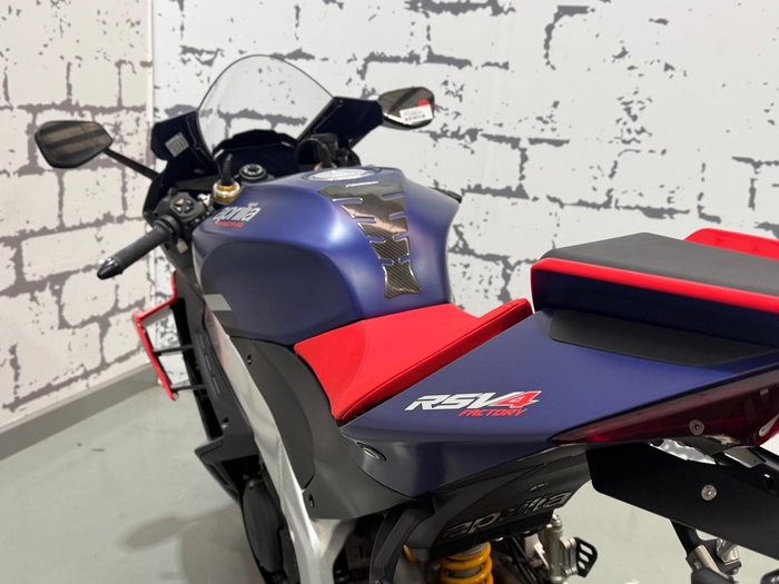 2021 Aprilia RSV4 1100 Factory RSV4