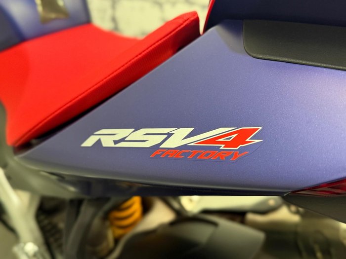 2021 Aprilia RSV4 1100 Factory RSV4