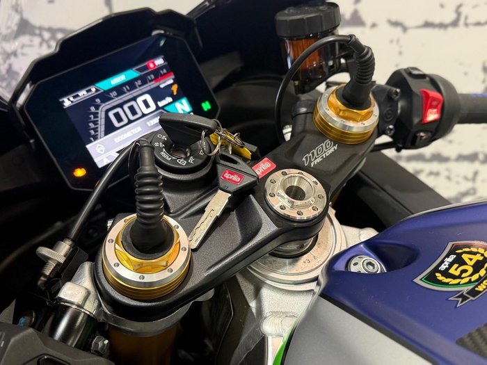 2021 Aprilia RSV4 1100 Factory RSV4