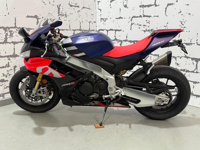 2021 Aprilia RSV4 1100 Factory RSV4