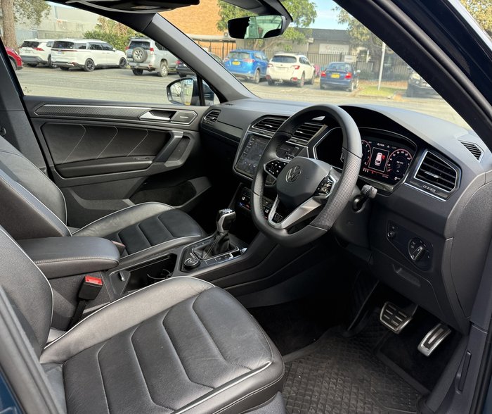 2021 Volkswagen Tiguan 162TSI R-Line