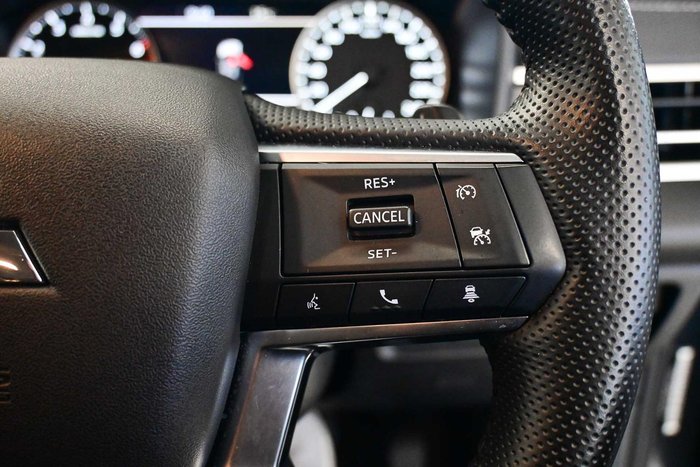 2024 Mitsubishi Outlander LS