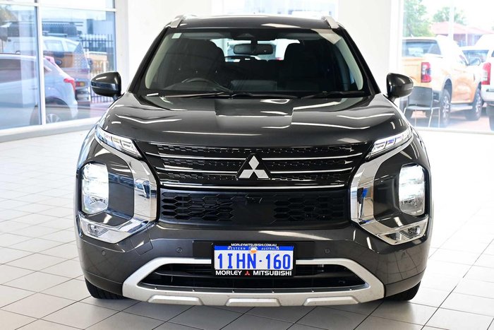 2024 Mitsubishi Outlander LS