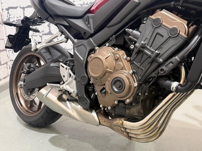 2024 Honda CB650R CB Red