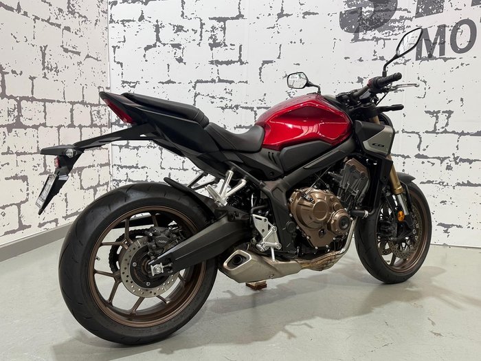 2024 Honda CB650R CB Red