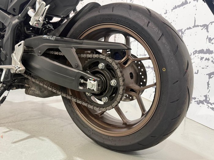 2024 Honda CB650R CB Red