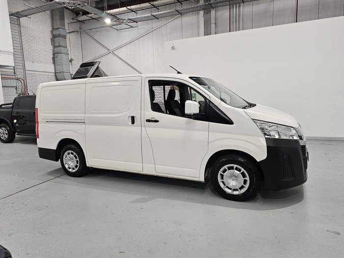 2019 Toyota Hiace 