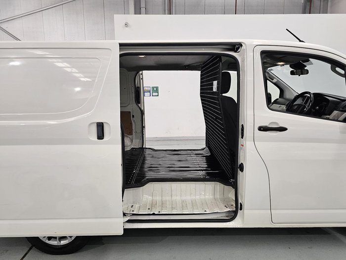 2019 Toyota Hiace