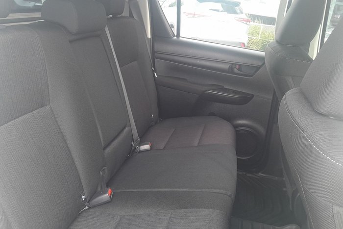 2018 Toyota Hilux SR