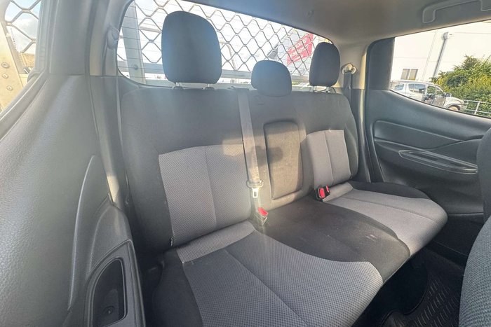 2021 Mitsubishi Triton GLX