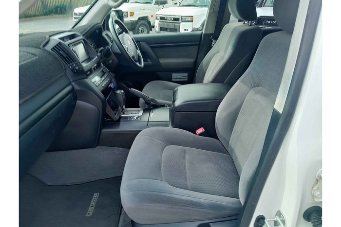 2015 Toyota Landcruiser GXL