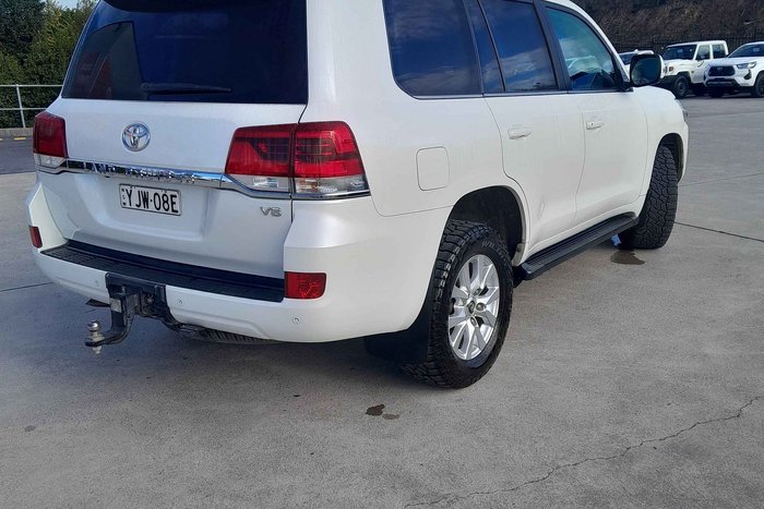 2020 Toyota Landcruiser VX