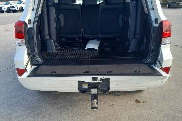 2020 Toyota Landcruiser VX