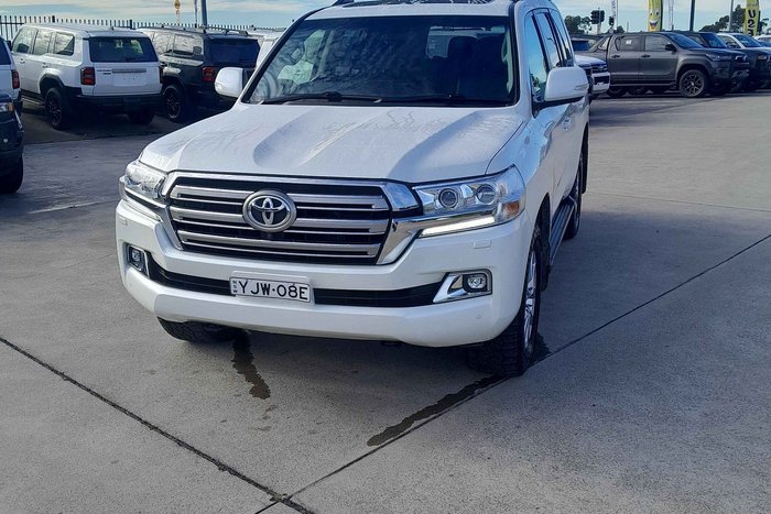2020 Toyota Landcruiser VX