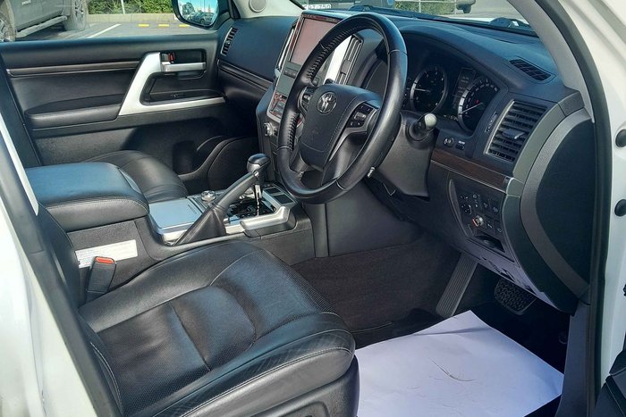 2020 Toyota Landcruiser VX