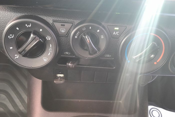 2023 Toyota Hilux Workmate